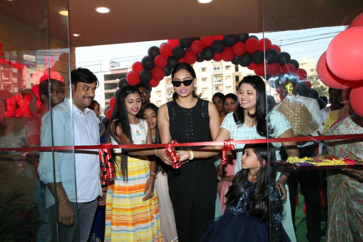 Actress Spandana Palli Inaugurates The Red Box Indo Chinese food Takeaway Actress Spandana Palli Inaugurates The Red Box Indo Chinese food Takeaway