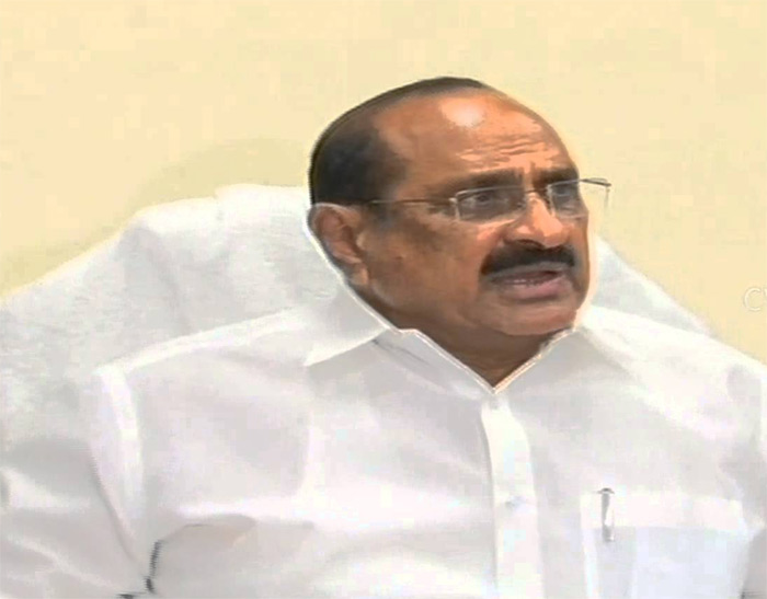 రాజధానిపై కేంద్రం సరైన సమయంలో స్పందిస్తుంది