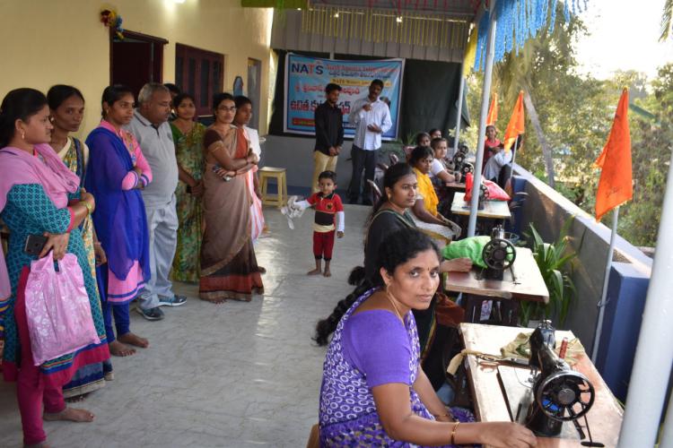పేద మహిళల ఆర్థిక స్వావలంబనకు నాట్స్ చేయూత