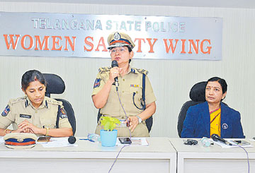 ఎన్నారై పెళ్లిళ్ల పట్ల జాగ్రత్త