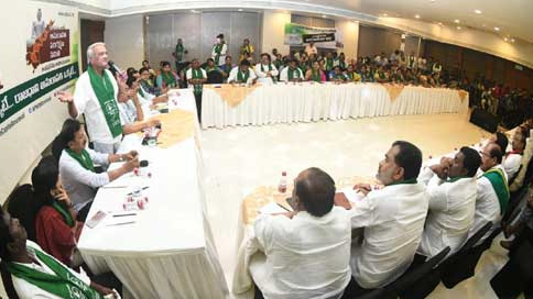 అమరావతిని ఏకైక రాజధానిగా కొనసాగించే వరకు పోరాటం