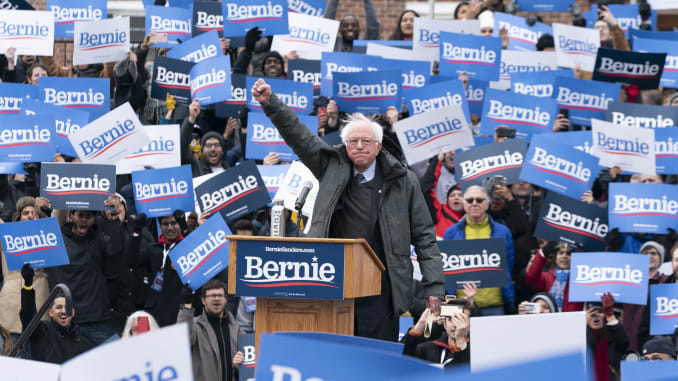 శాండర్స్ కు లభించిన విరాళాలు 4.65 కోట్ల డాలర్లు