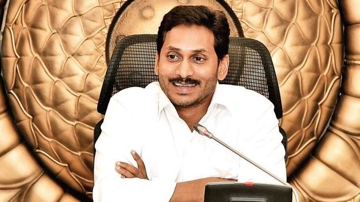 పదో వసంతంలోకి వైసీపీ