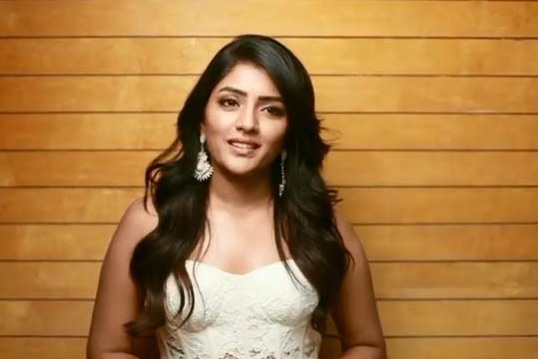 Indian film actress Esha Rebba took to social media reciting a beautiful poem on what her hair means to her Indian Film Actress Esha Rebba Took To Social Media Reciting A Beautiful Poem On What Her Hair Means To Her