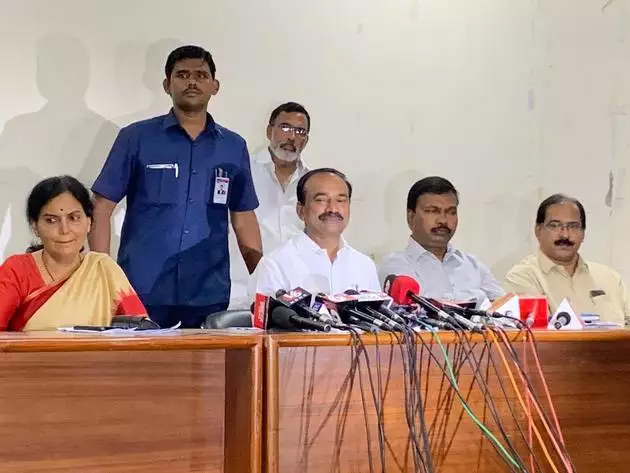 తెలంగాణలో 18 కరోనా కేసులు : ఈటల