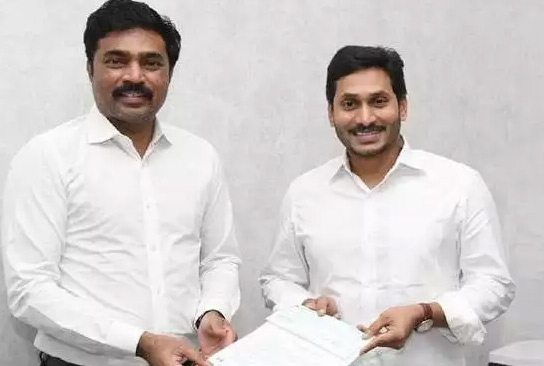 ఏపీకి భారీ విరాళం ఏపీకి భారీ విరాళం