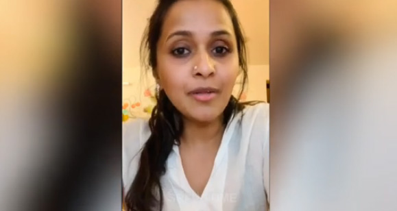 ఇంట్లోనే ఉండండి : గాయని స్మిత