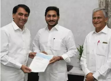 సత్యసాయి ట్రస్ట్ భారీ విరాళం