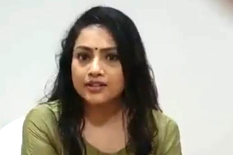 అలాంటి పరిస్థితి మనకొద్దు : మీనా