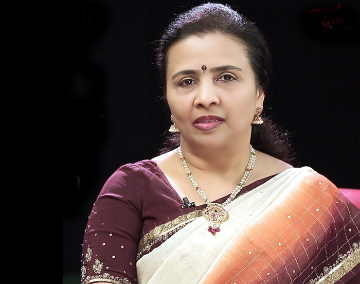 సామాజిక దూరంపై వీడియో ద్వారా చైతన్యపరుస్తున్న ఝాన్సీరెడ్డి