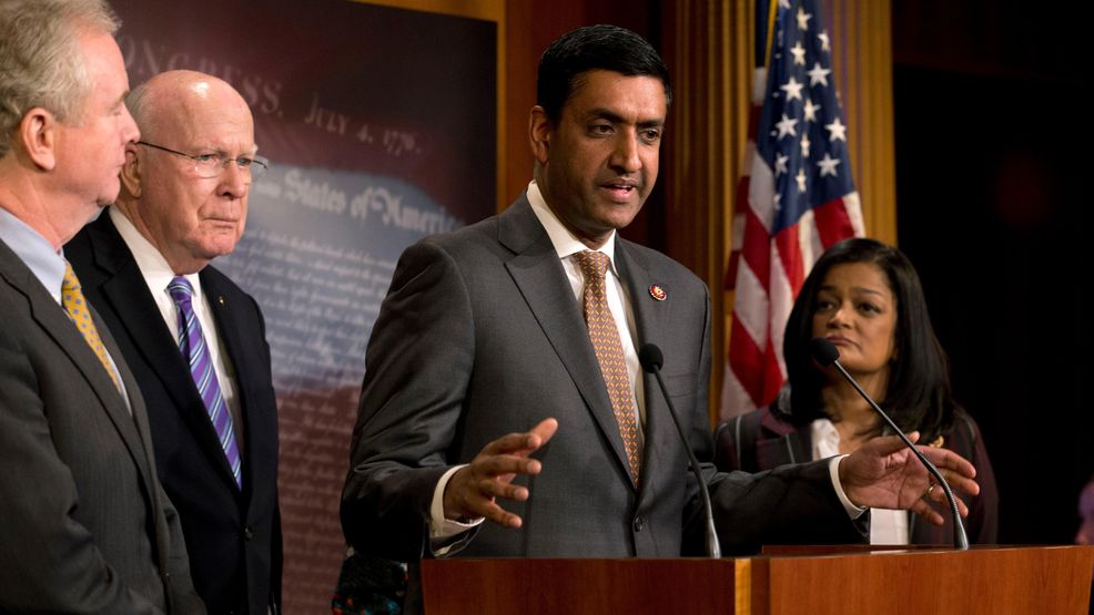 ప్రతి అమెరికన్ కు 2,000 డాలర్లు నెలనెలా ఇవ్వాలి : రోఖన్నా ప్రతిపాదన