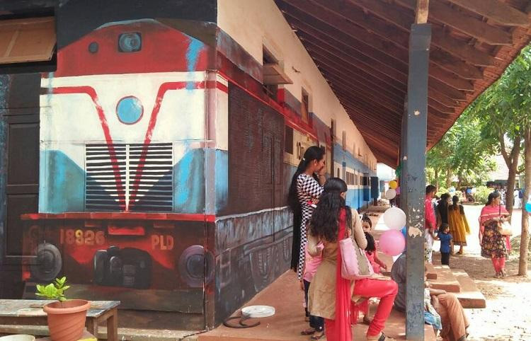 ఐడియా అద్భుతం : ఈ స్కూల్ లెర్నింగ్ ఎక్స్‌ప్రెస్