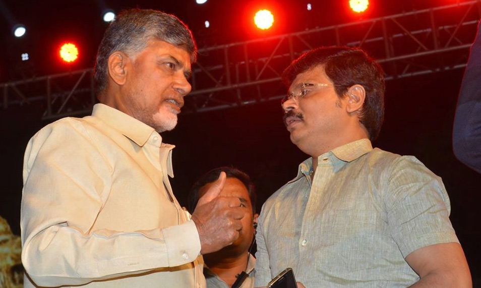 సీఎం చంద్రబాబుతో బోయపాటి భేటీ