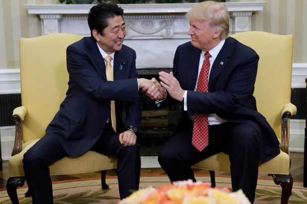 అమెరికా, జపాన్ ఉమ్మడిగా పోరు అమెరికా, జపాన్ ఉమ్మడిగా పోరు