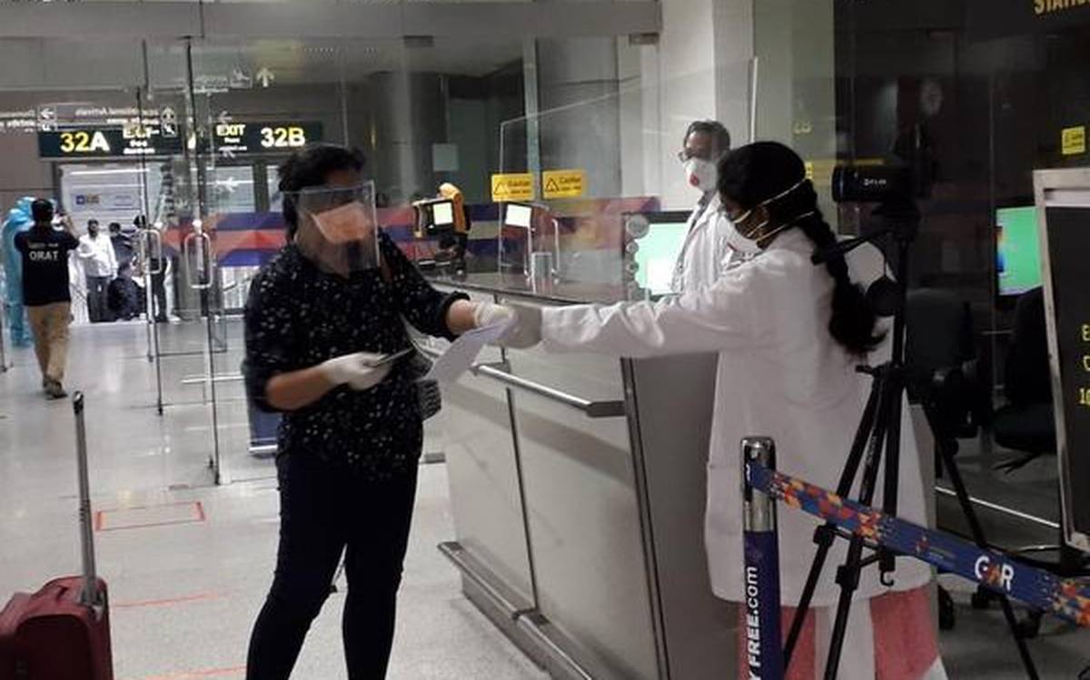 కువైట్ నుంచి తెలుగువారి రాక కువైట్ నుంచి తెలుగువారి రాక