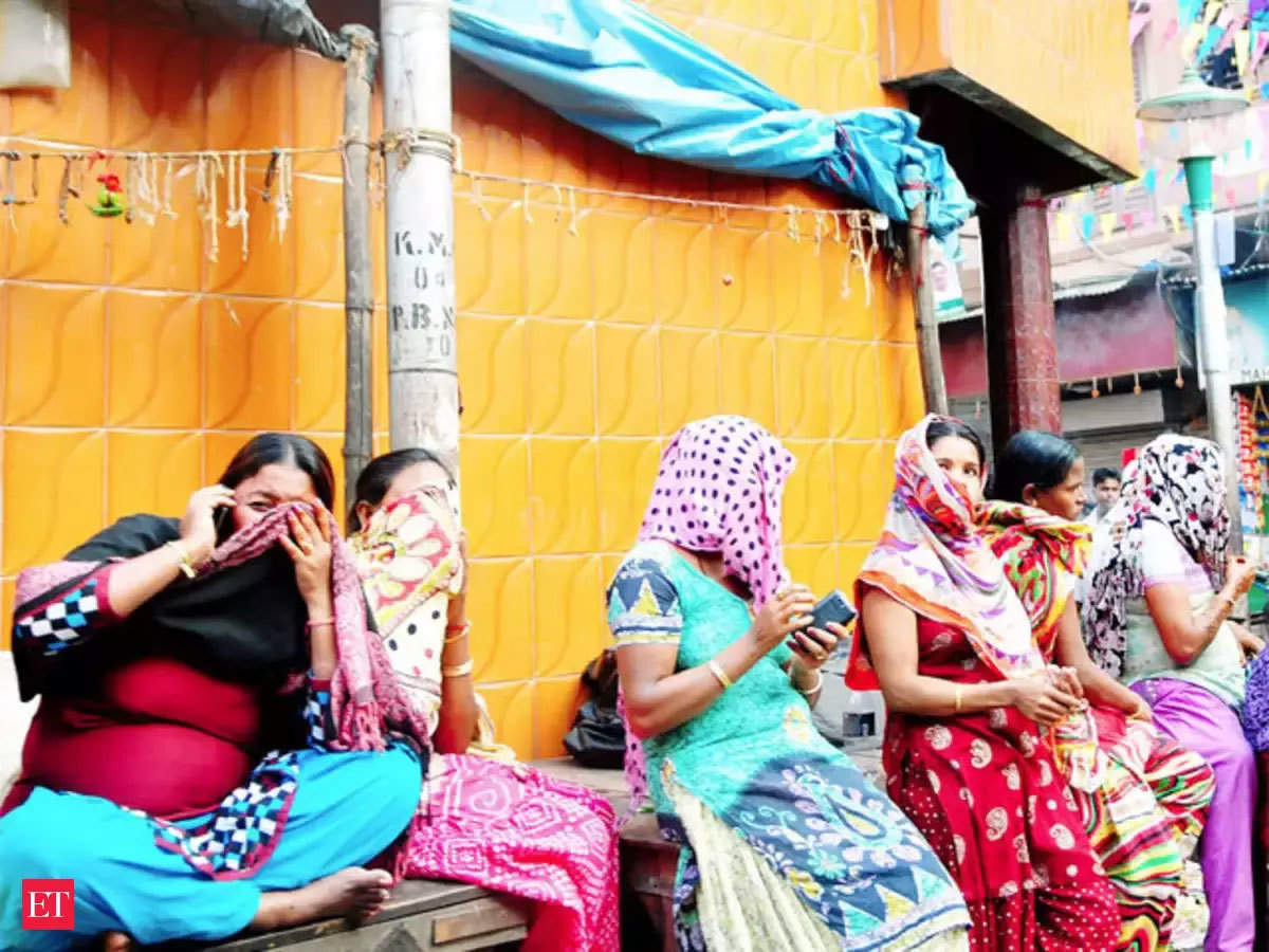 వ్యాక్సిన్ వచ్చేదాకా రెడ్లైట్ ఏరియాలు వద్దు వ్యాక్సిన్ వచ్చేదాకా రెడ్లైట్ ఏరియాలు వద్దు