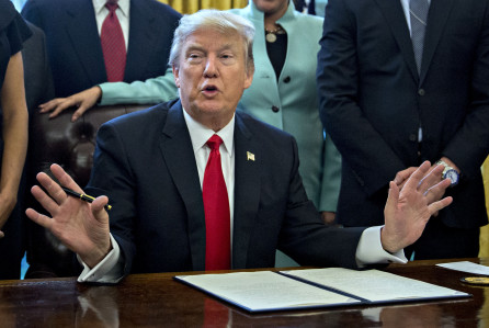 అధ్యక్ష పదవి నుంచి నన్నెవరూ దించలేరు అధ్యక్ష పదవి నుంచి నన్నెవరూ దించలేరు