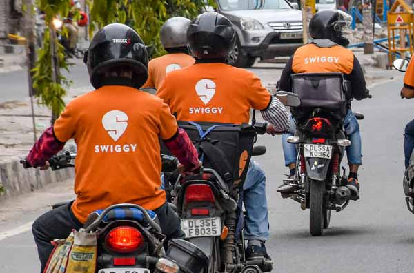 జొమాటో బాటలో స్విగ్గీ జొమాటో బాటలో స్విగ్గీ