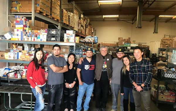 లాస్ ఏంజిల్స్ లో ఫుడ్ బ్యాంక్ కు నాట్స్ సాయం లాస్ ఏంజిల్స్ లో ఫుడ్ బ్యాంక్ కు నాట్స్ సాయం