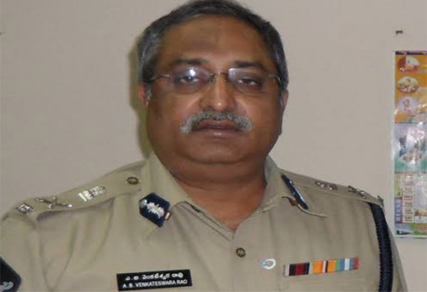 ఏబీ వెంకటేశ్వరరావుపై సస్పెన్షన్ ఎత్తివేత