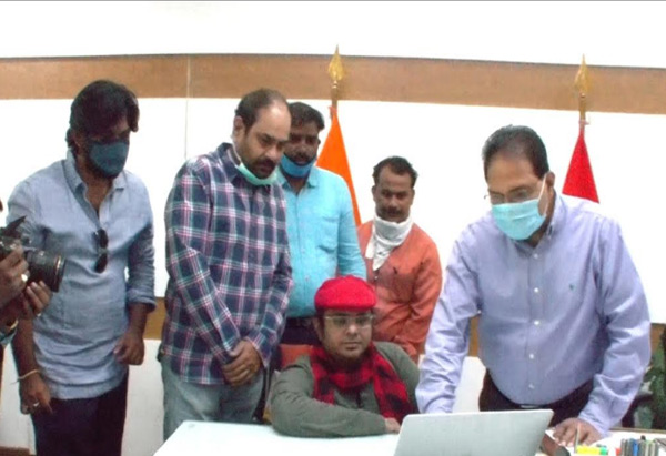 మహిత్ రూపొందిన కరోనా పాటను  ఆవిష్కరించిన డీజీపీ మహేందర్ రెడ్డి