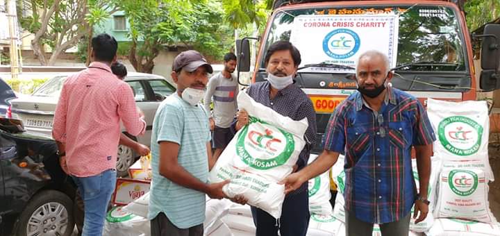 సినీకార్మికుల‌కు ‘క‌రోనా క్రైసిస్ చారిటీ’ (సీసీసీ) మ‌రోసారి నిత్యావ‌స‌రాలు !