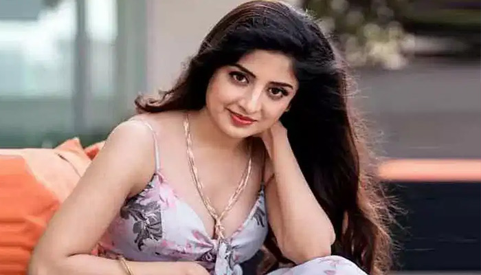 న‌లుగురు పిల్ల‌లు, ఎనిమిది బ‌ర్రెల‌తోపాటు ఆర్జీవీ పేరు కూడా జ‌త చేయండి