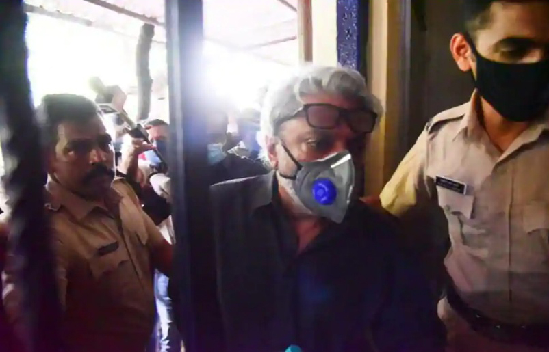 ద‌ర్శ‌క ‌నిర్మాత సంజ‌య్ లీలా బ‌న్సాలీని విచారించిన‌ ముంబై పోలీసులు