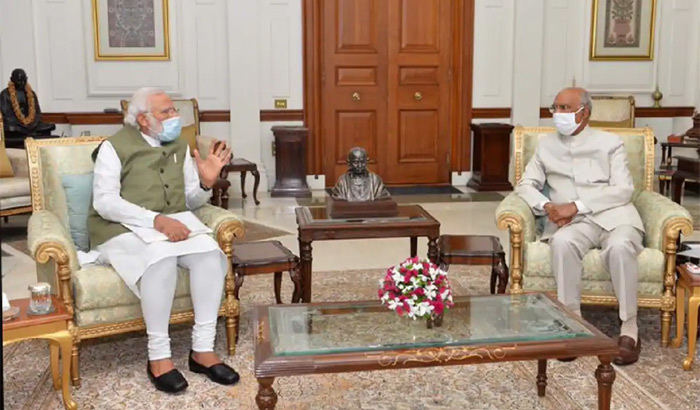 రాష్ట్రపతితో ప్రధాని మోదీ భేటీ