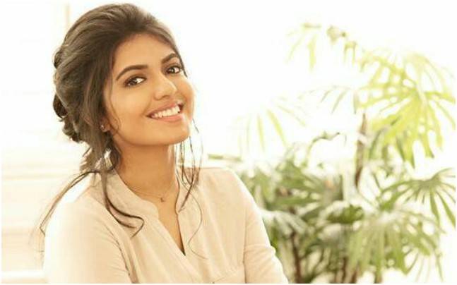 తమిళంలో హీరోయిన్‌గా హీరో రాజశేఖర్ కుమార్తె శివాని..