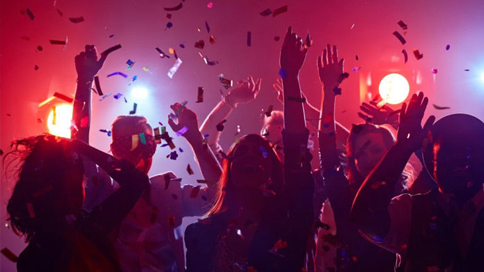 అమెరికాలో కొవిడ్ పార్టీ…. అమెరికాలో కొవిడ్ పార్టీ….