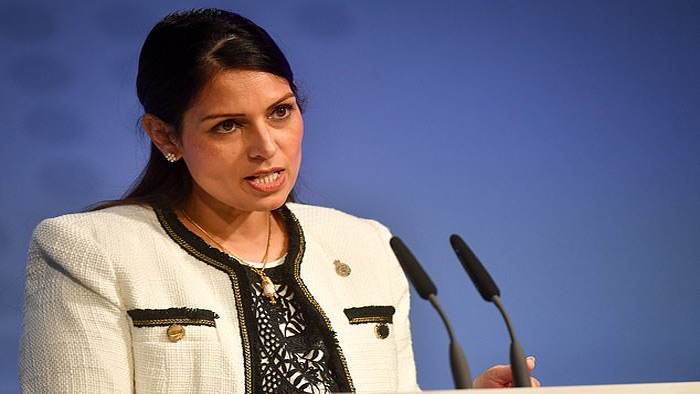 70 పాయింట్లొస్తే  బ్రిటన్ వీసా!