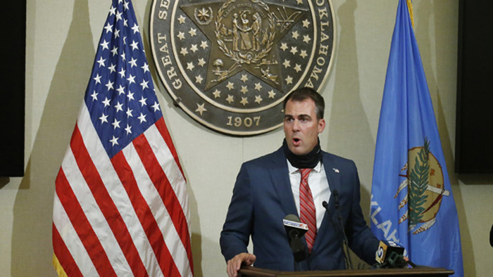 ఓక్లహామ్ గవర్నర్ కు కరోనా పాజిటివ్