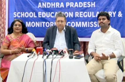 ఆన్‌లైన్  క్లాసుల నిర్వ‌హ‌ణ‌లో అప్ర‌మ‌త్త‌త అవ‌స‌రం: