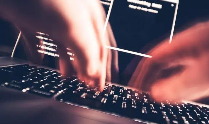 అమెరికా కరోనా వైరస్ వ్యాక్సిన్ డేటా పై చైనా సైబర్ దాడి