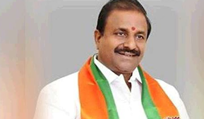 క‌త్తి మీద సాము..చెయ్యాల్సిందేనా సోము?