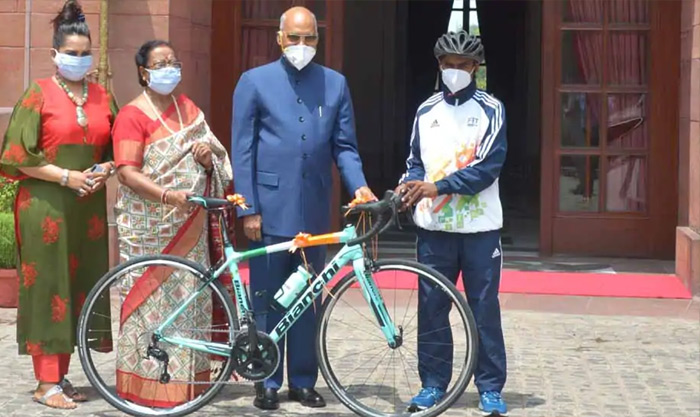 స్కూల్ విద్యార్థికి రాష్ట్రపతి బహుమతి