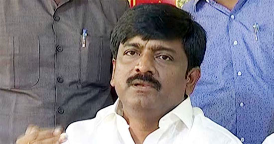 ఎమ్మెల్సీ పదవికి బీటెక్ రవి రాజీనామా