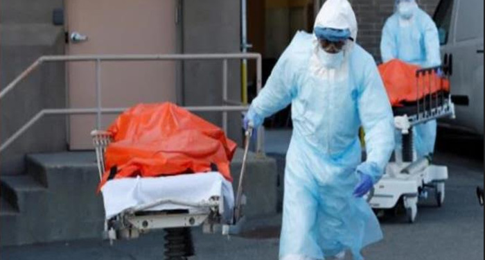 జులై నెలలో అమెరికా రోజుకి సగటున 65000 కొత్త కరోనా వైరస్ కేసులు  1000 కు పైగా మరణాల నమోదు