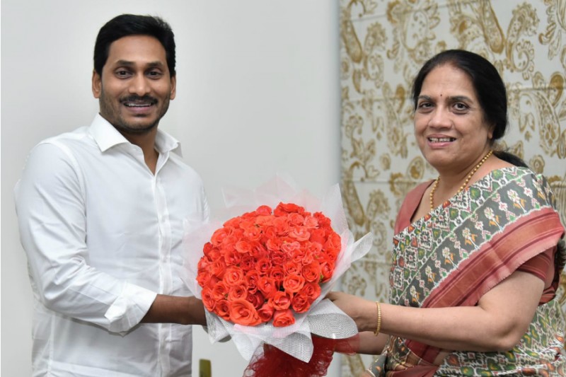 ఏపీ సీఎస్ పదవీ కాలం పొడిగింపు