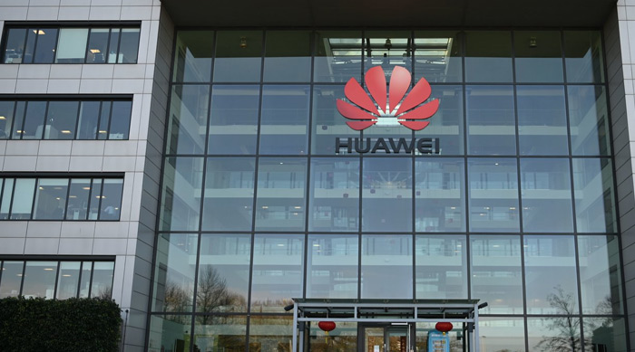అమెరికా ఆంక్షలతో హువే ఆందోళన