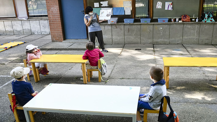 అమెరికాలో ఆరుబయట బడులు!