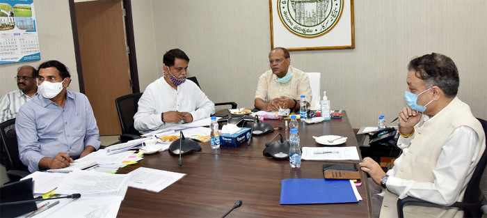 ప్రతి వెయ్యి మందికి ఒక సామాజిక మరుగుదొడ్డి