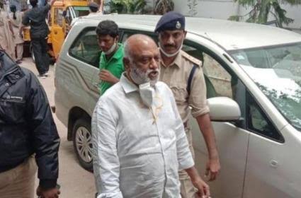 జెసి ప్ర‌భాక‌ర్‌రెడ్డికి మ‌ళ్లీ బెయిల్‌…