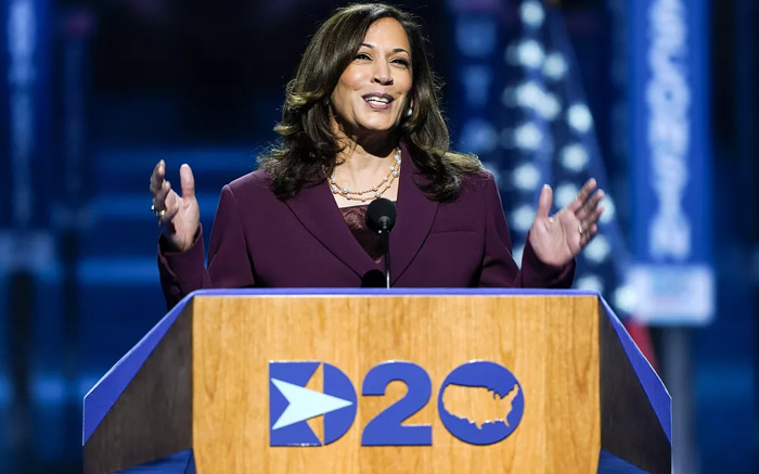 చర్రిత సృష్టించిన కమలా హారిస్