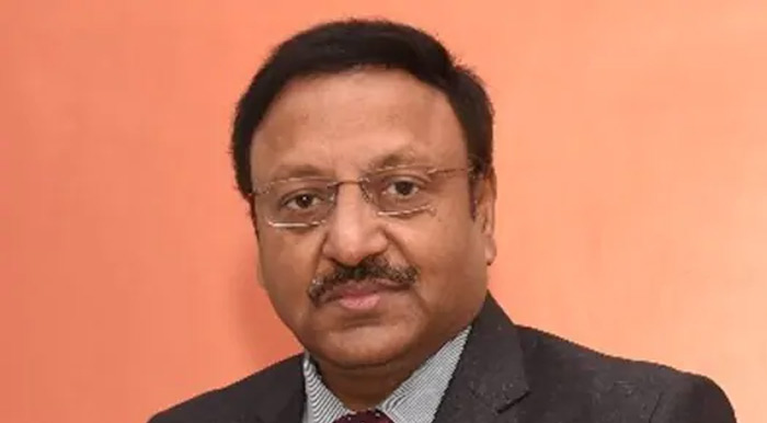 నూతన ఎన్నికల కమిషనర్ గా రాజీవ్‍కుమార్‍