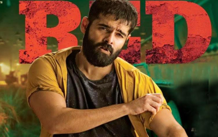 సంక్రాంతికి  థియేటర్లో నే నా సినిమా విడుదల చేస్తా! : ఇస్మార్ట్ రామ్