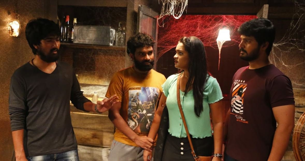 టాప్ లెస్ సీన్లతో బూతులతో  ‘మగువ’ ట్రైలర్ రచ్చ రచ్చ