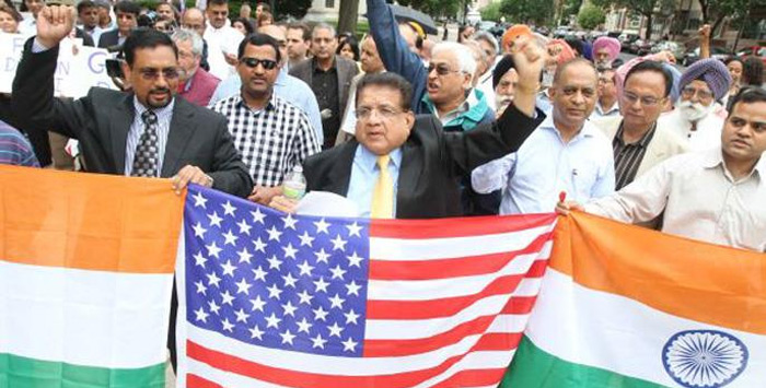 అమెరికాలో భారతీయులే నంబర్ వన్!