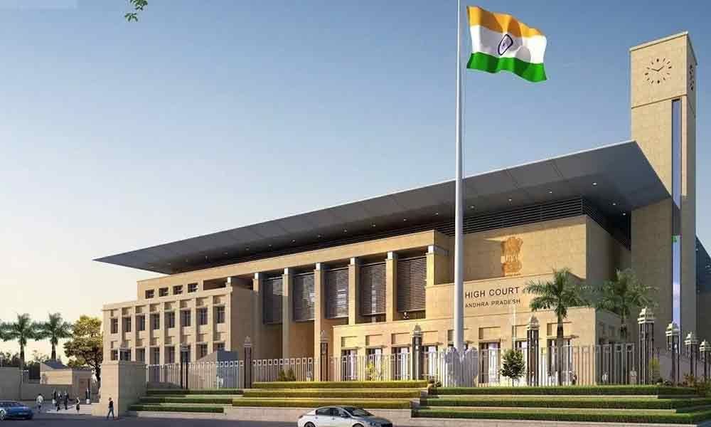 మ‌ద్యం ప‌క్క రాష్ట్రం నుంచి తెచ్చుకోవ‌చ్చన్న కోర్టు…